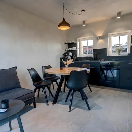 Kyjoff - Domecek S Krasnymi Vyhledy Ferienhaus Kyjov (Hodonin District)
