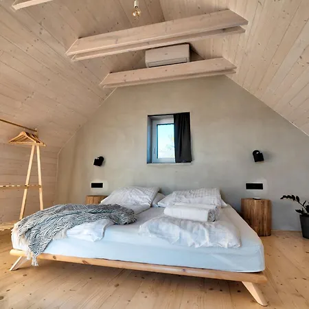 Kyjoff - Domecek S Krasnymi Vyhledy Ferienhaus